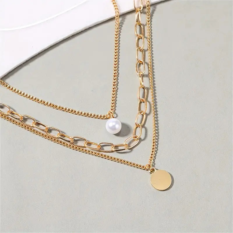 Layered Necklace Round Disc & Rhinestone Pendant Necklace