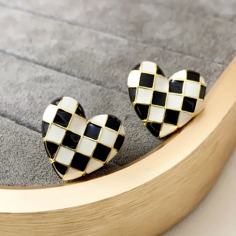 Checkered Heart Stud Earrings