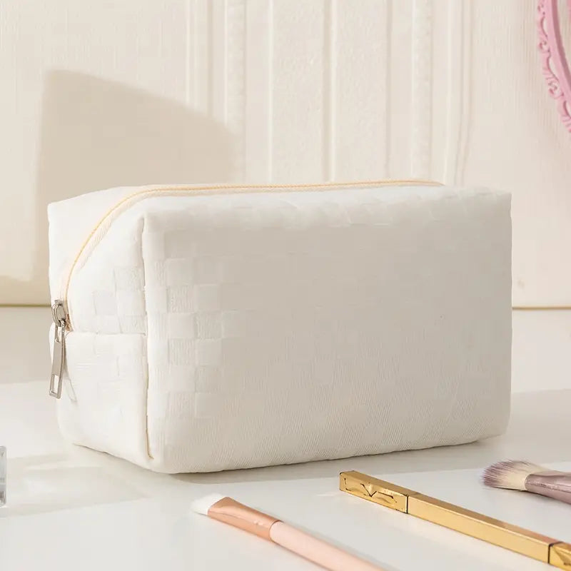 White Small Plaid Fabric Makeup Bag