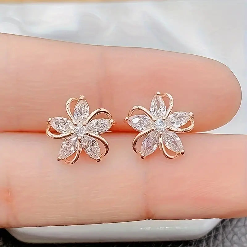 In Bloom Floral Stud