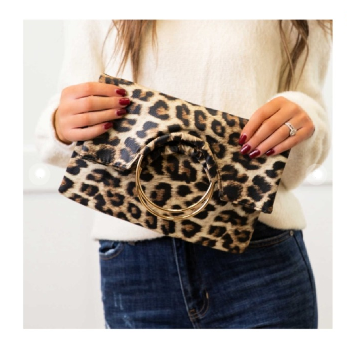 O Ring Clutch Handbag with Ruffle Accent