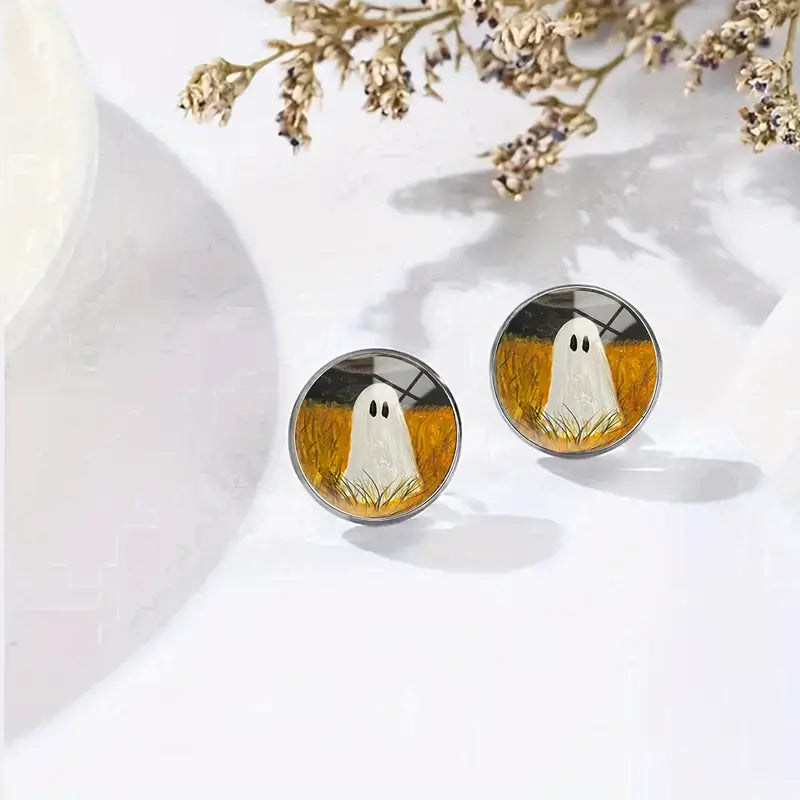 Ghost in the Field Round Stud Earrings