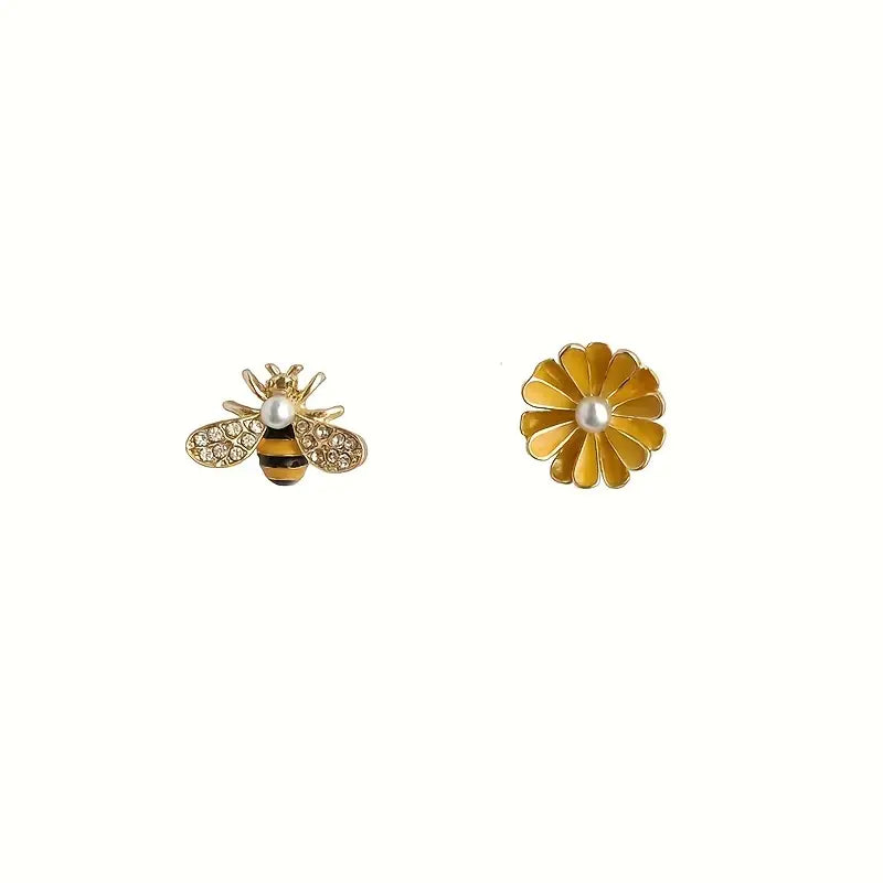 Charming Asymmetric Bee and Flower Stud Earrings