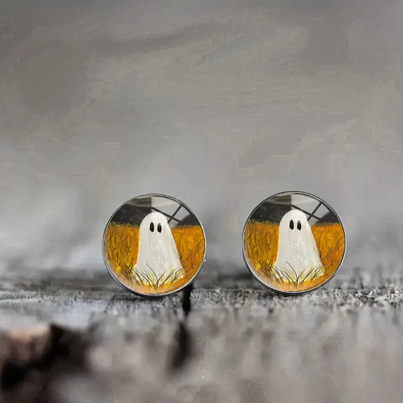 Ghost in the Field Round Stud Earrings