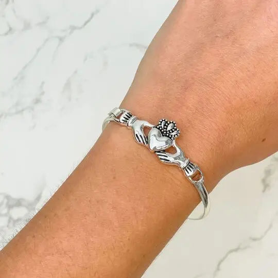 Claddagh Silver Bangle