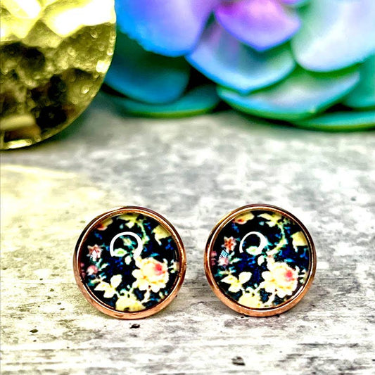 Vintage Floral Earrings 12mm