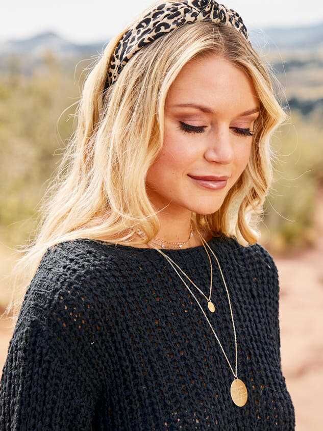 Classic Cloth Knot Top Headband