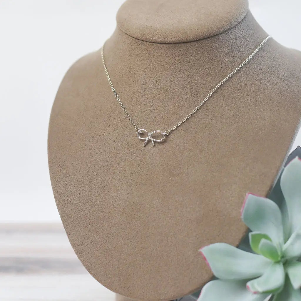 Delicate Bow Necklace